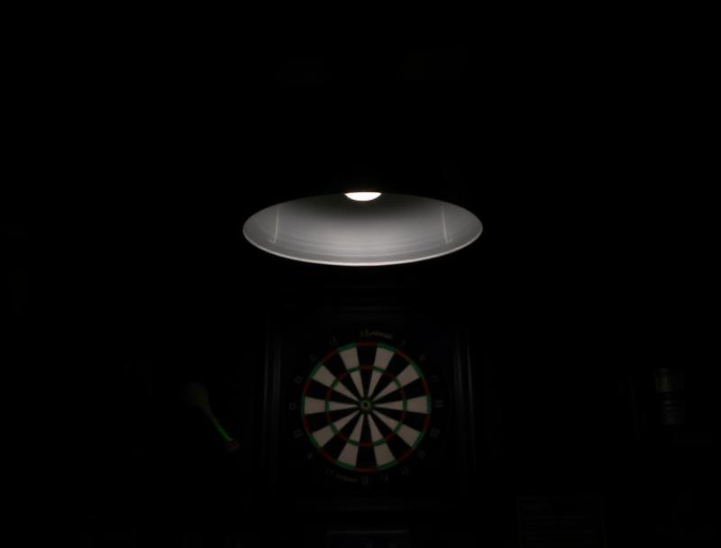 Beleuchtung über der Scheibe